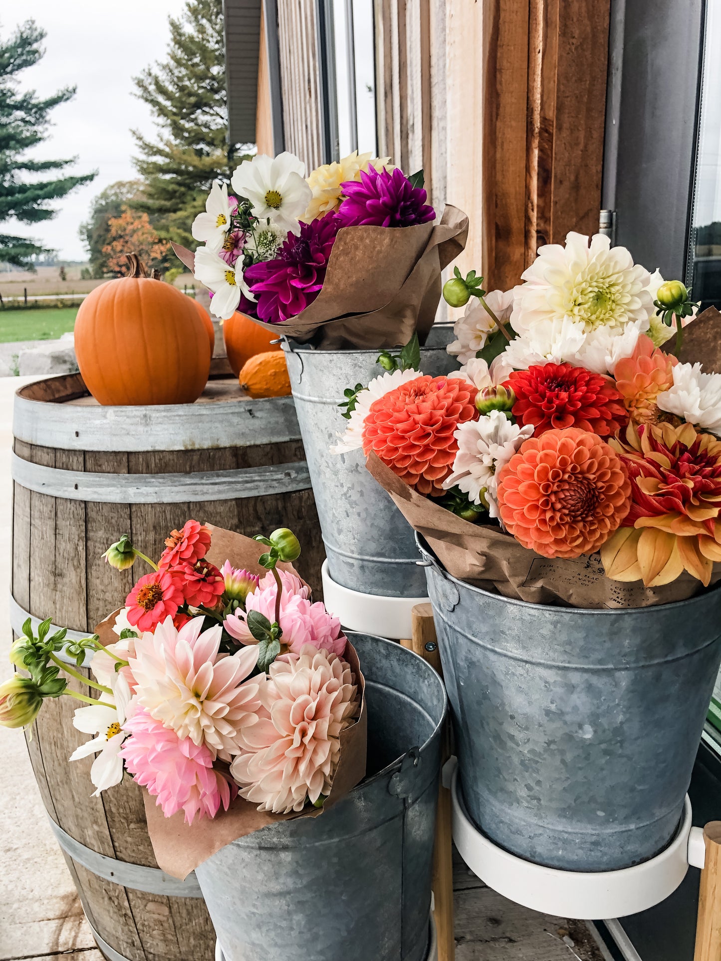Medium Hand-Tied Bouquet
